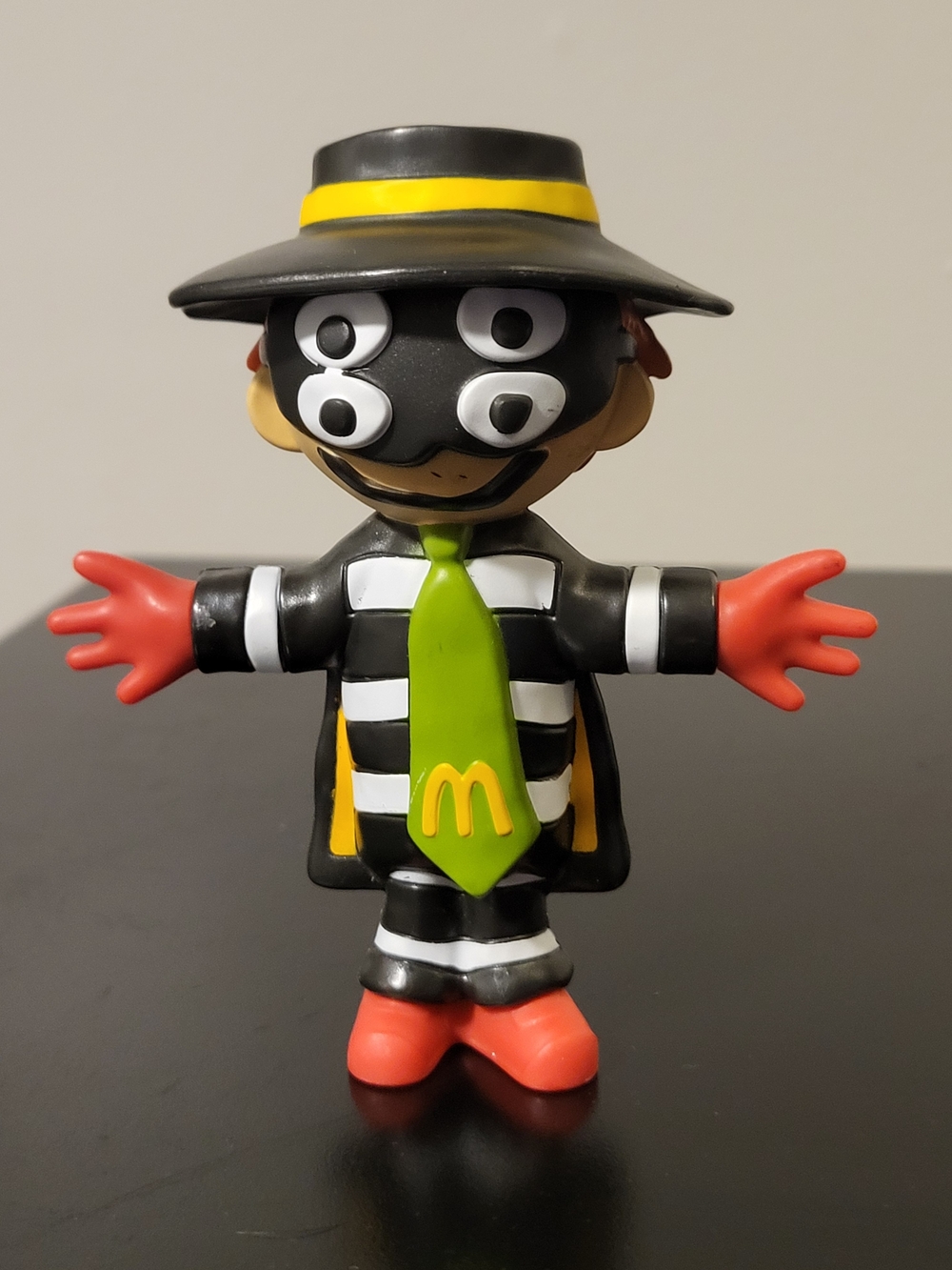 McDonald's Hamburglar Masked McNugget-Style Kids Toy Figure. 4 Eyes
